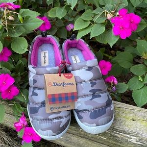Dearfoams Camo Slippers